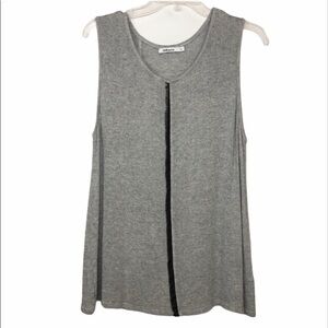 Red haute NWOT Women’s Knit Top L